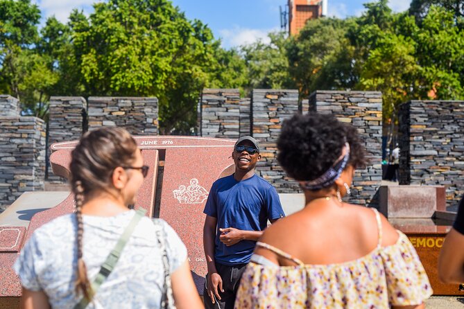 Guided Bicycle Tour of Soweto with Lunch - Phomolong: starting with family stories