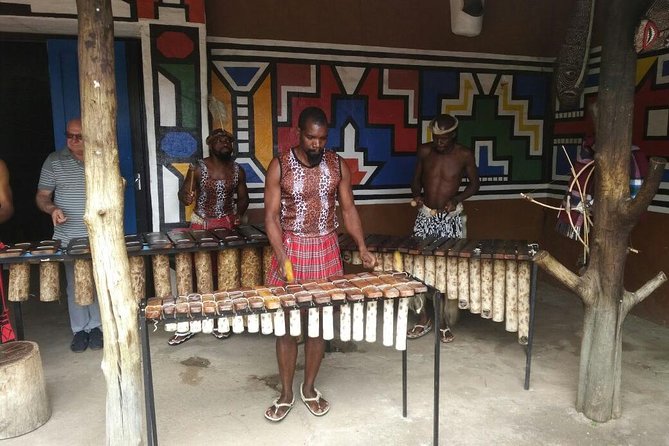 Half Day Lesedi Village Tour with Traditional Lunch Included - Who will get the most from this tour?