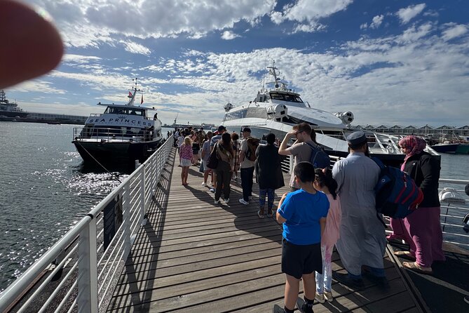 Half-Day Tour to Robben Island with Reserved Tickets. - Who should book this experience