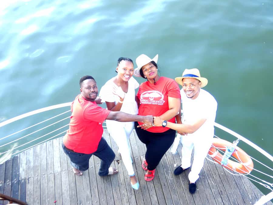 Hartbeespoort Dam: 1 Hour Cruise & Sunday Buffet Lunch - On the water at Hartbeespoort Dam