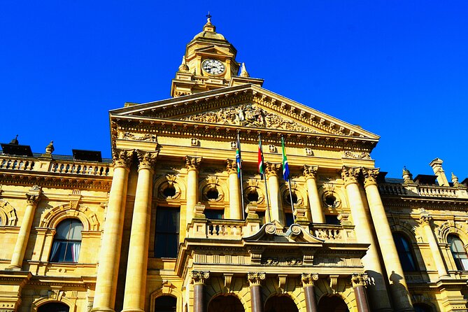 Heritage City Highlights: A Half-Day Cultural Journey - Castle of Good Hope: Cape Town’s oldest colonial building