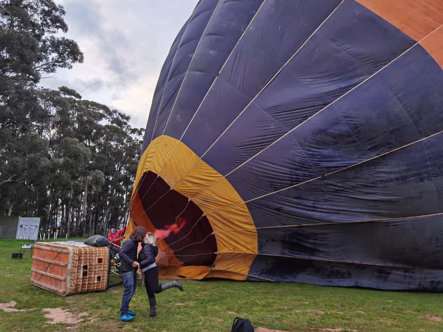 Hot air Balloon and Cape Winelands Private guided tour - Is $635 per person good value?