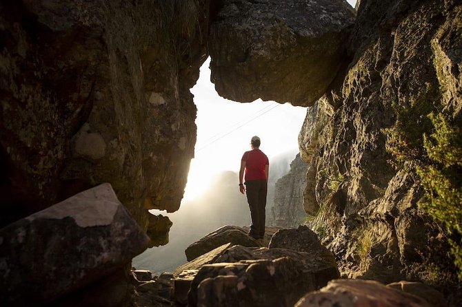 India Venster: sensational half-day route up Table Mountain - The India Venster Route: Rock, Exposure, and Changing Views