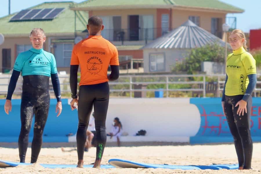 Jeffreys Bay: Learn to Surf Group Lesson - Key points before you book