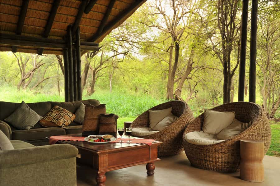 Johannesburg: 2-Day 4-Star Pilanesberg Safari - The final drive by minivan