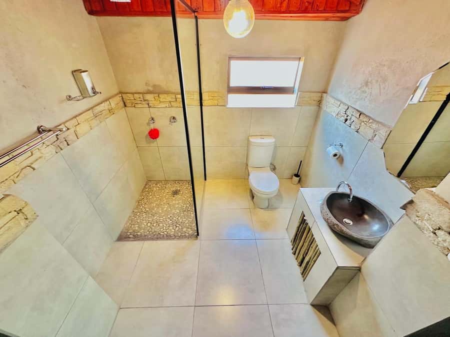 Johannesburg: 3-Day Pilanesberg Camping Adventure - The guides and the small-group advantage