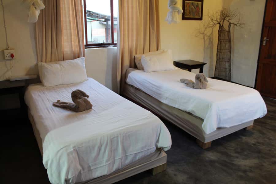 Johannesburg: Affordable 3 Day Kruger Park Safari - Day three: a morning walk and the Three Rondawels