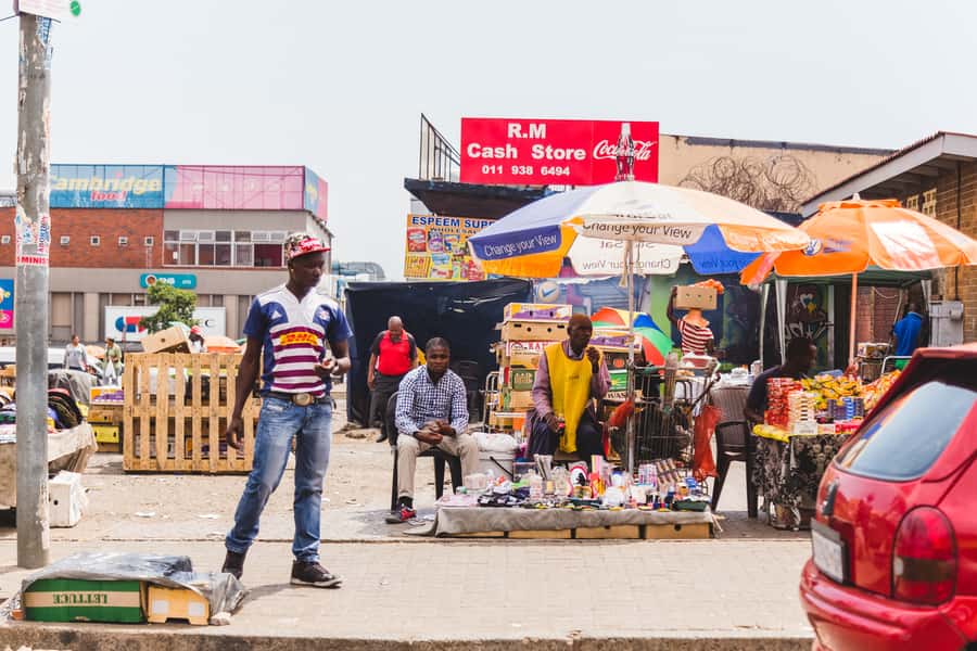Johannesburg and Soweto Night Tour - Ubuntu Kraal adds a local drink stop