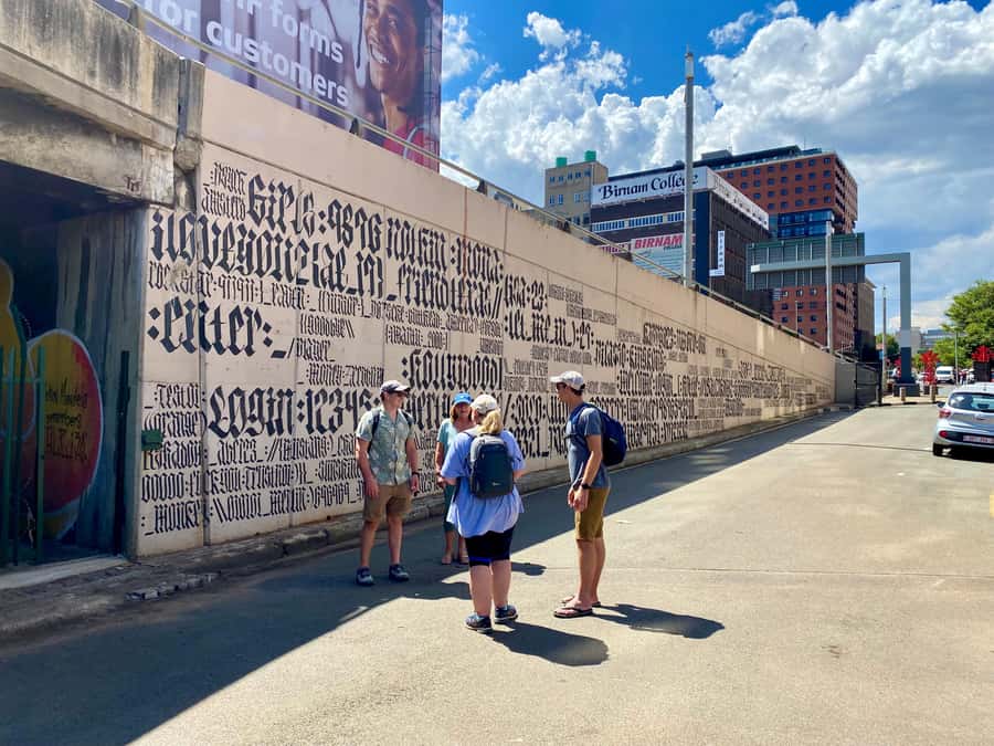 Johannesburg: Braamfontein Street Art & Culture Tour - Juta Street, migrant businesses, and local style