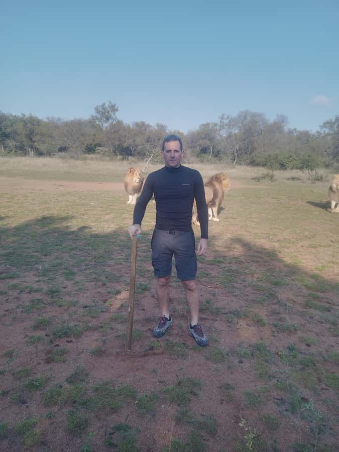 Johannesburg: Guided Walk with Lions in the African Bush - Security comes before the lion walk