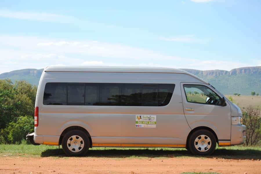 Johannesburg: Half-Day Soweto Tour with a Local Guide - From FNB Stadium to the working township