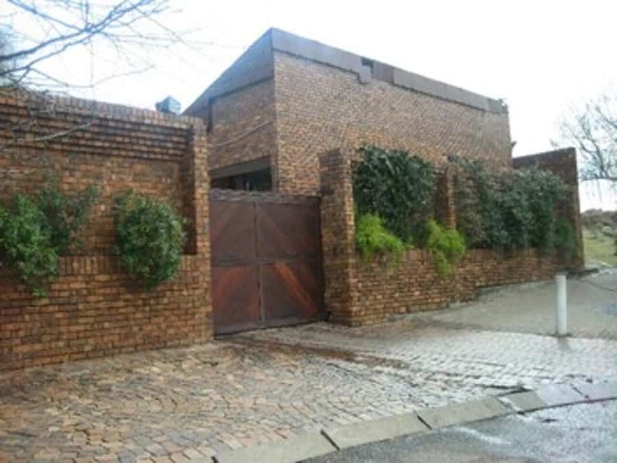 Johannesburg: Half-Day Soweto Tour with a Local Guide - Vilakazi Street and the Mandela House view
