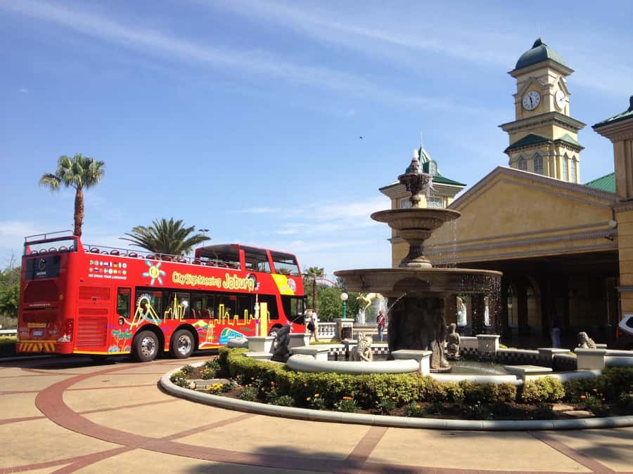 Johannesburg: Hop-On Hop-Off Bus with Optional Soweto Tour - The Apartheid Museum and Gold Reef City