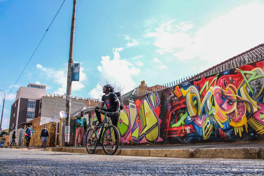 Johannesburg: Inner City Guided Cycling Tour - Meeting the Guide and Getting Set Up