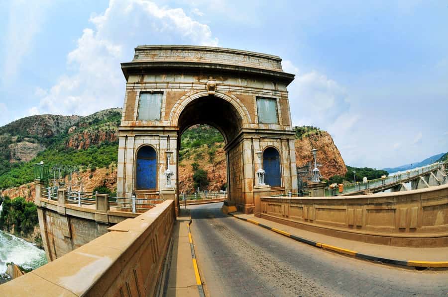 Johannesburg: Private Walking Tour with a Local - Soweto, museums, and the cost of adding attractions