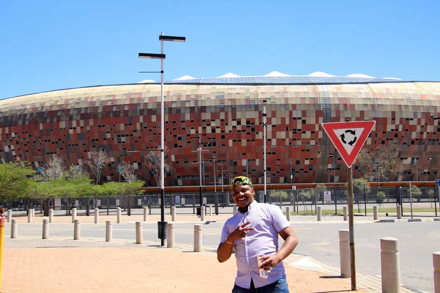 Johannesburg: Soweto Apartheid & Township Tour with Lunch - Chris Hani Baragwanath Hospital and the wider township
