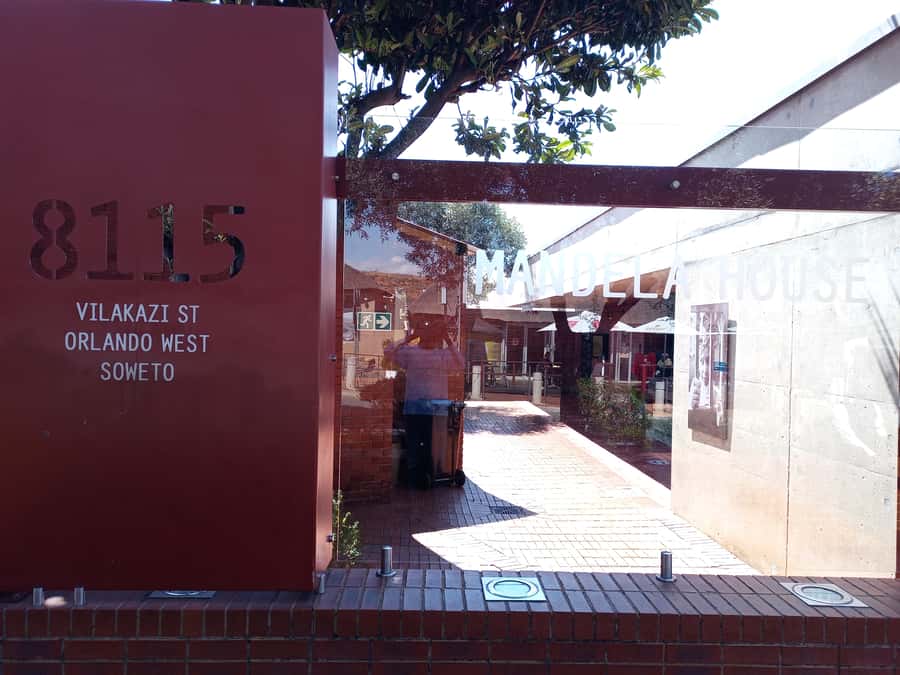 Johannesburg: Soweto History Tour with Hotel Pickup - Why Soweto deserves a full day