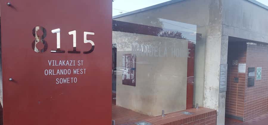 Johannesburg: Soweto History Tour with Hotel Pickup - Hector Pieterson Square and the 1976 student uprising