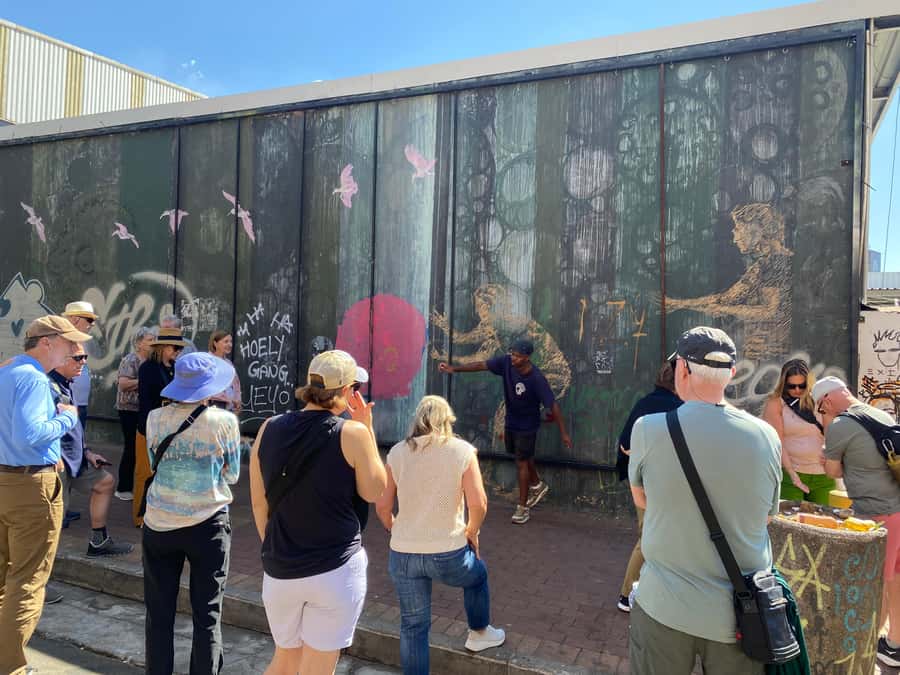 Johannesburg: Street Art and Culture in Maboneng! - Reading murals by ESPO Powers, DBongz, and others