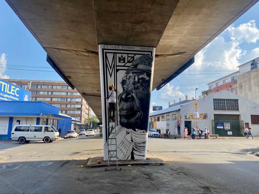 Johannesburg: Street Art and Culture in Maboneng! - The Hideout Bar and anti-apartheid stories