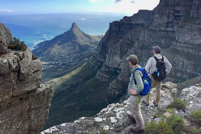 Kasteelspoort to Table Mountain summit - The 12 Apostles route and its big views