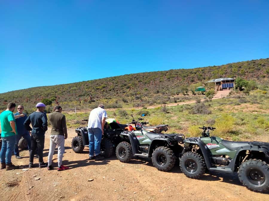 KLEIN KAROO at Oudtshoorn QUAD BIKE FUN RIDE - How the guide affects the experience