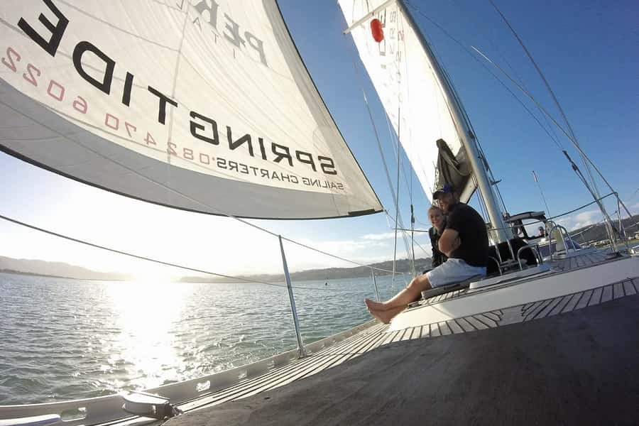 Knysna: 1.5-Hour Sailing Experience - Approaching the Knysna Heads