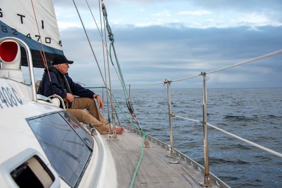 Knysna: 2.5-Hour Day Sail & Lunch Charter - Who should book this sailing trip?
