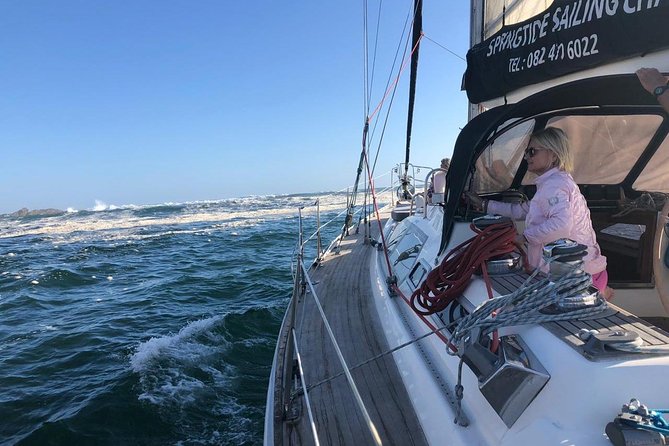 Knysna Day Sailing Cruise 1.5 hour - The return through the lagoon