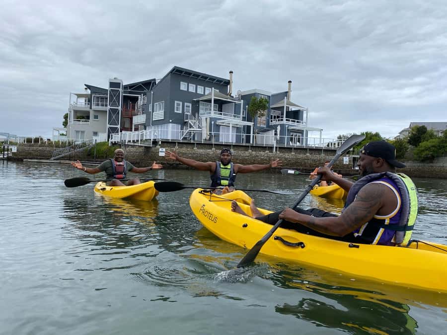 Knysna Kayak Hire - Practical details that make the hour better