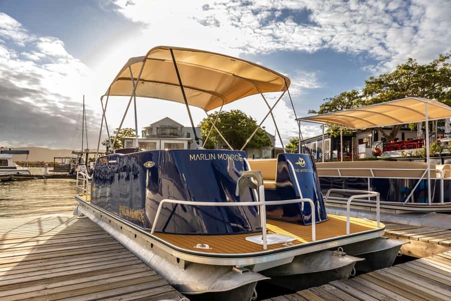 Knysna: Knysna Lagoon Pontoon Boat Cruise - Cruising across the Knysna Estuary