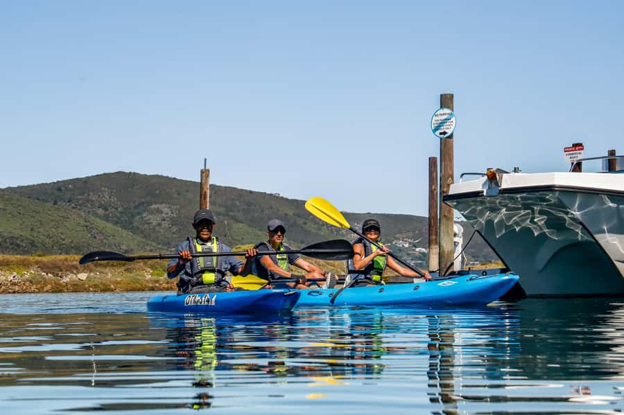 knysna Lagoon Kayak Hire - Paddling across the serene Knysna Lagoon
