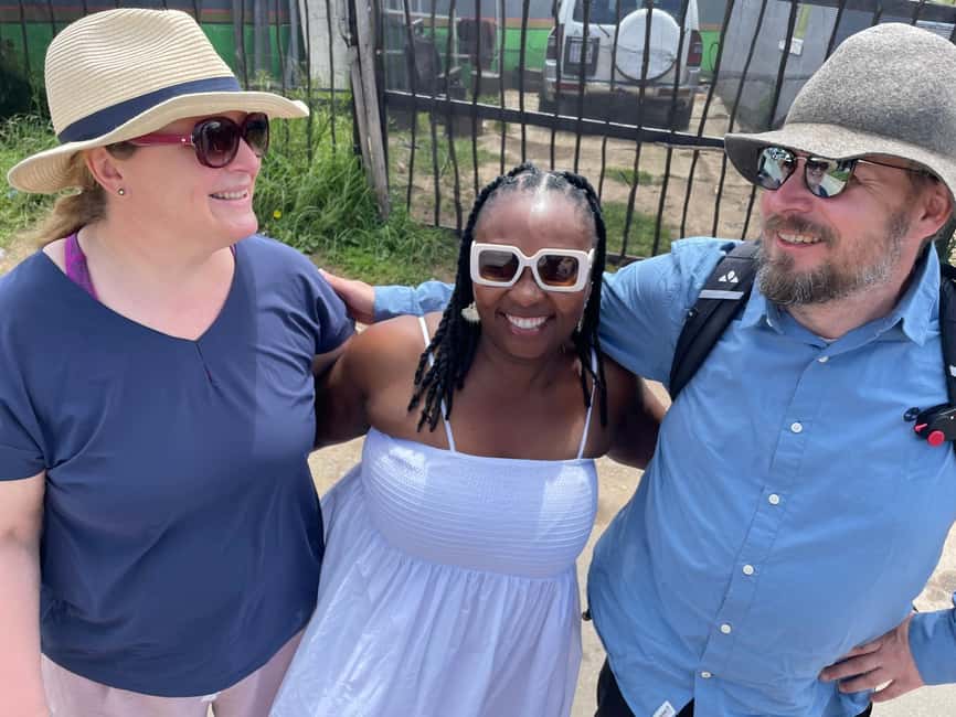 Kwano Lifestyle Day Tour - Be a local for a day - Siya’s Dreadlock Salon and the Meaning of Hair