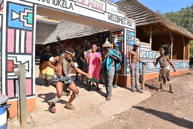 Lesedi Cultural Village - Five cultures presented in one village