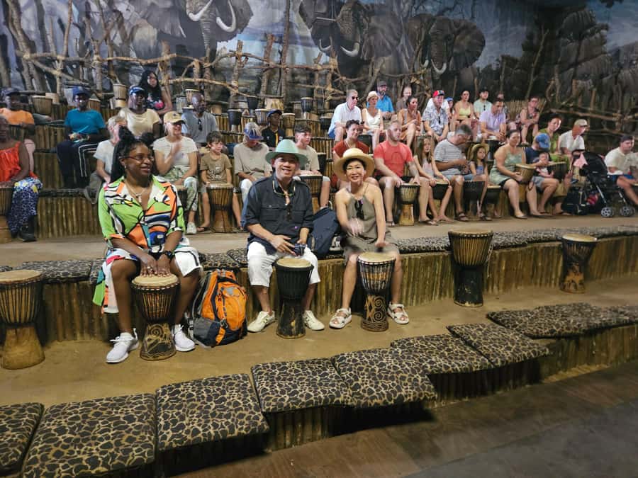 Lesedi Cultural Village, Sterkfontein Caves or Maropeng Mus - The guide can shape the whole day