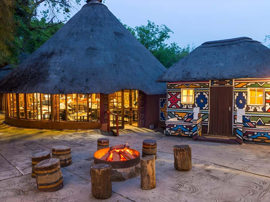 Lesedi Cultural Village with lunch or dinner cultural food - Walking through five traditional homesteads