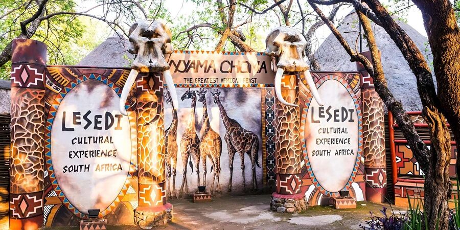 Lesedi Cultural Village with lunch or dinner cultural food - Lunch or dinner with South African flavors