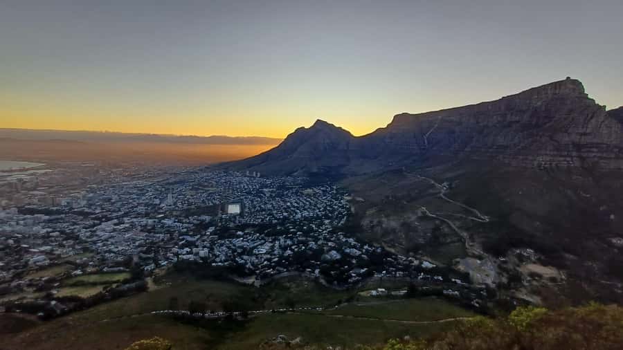 Lion's Head: Hike with a registered hiking guide - Who should book the Lions Head sunrise hike?