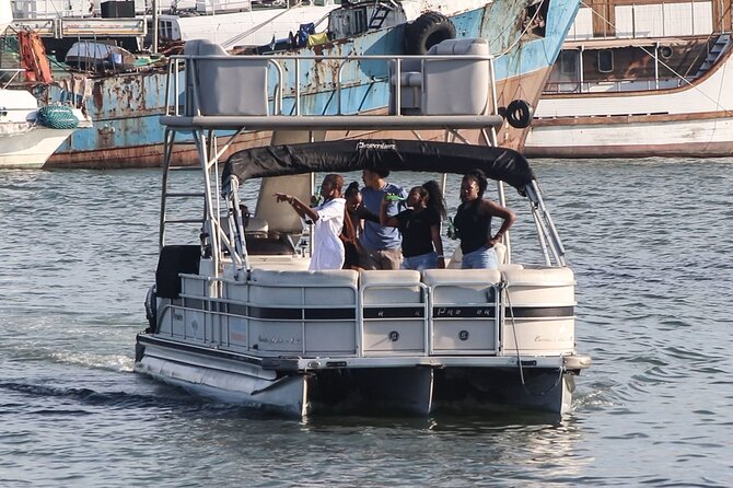 Luxury Harbour Ocean Boat Cruise - Booking, timing, and cancellation advice