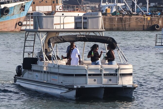Luxury Harbour Ocean Boat Cruise - Seeing Durban Harbour from the water