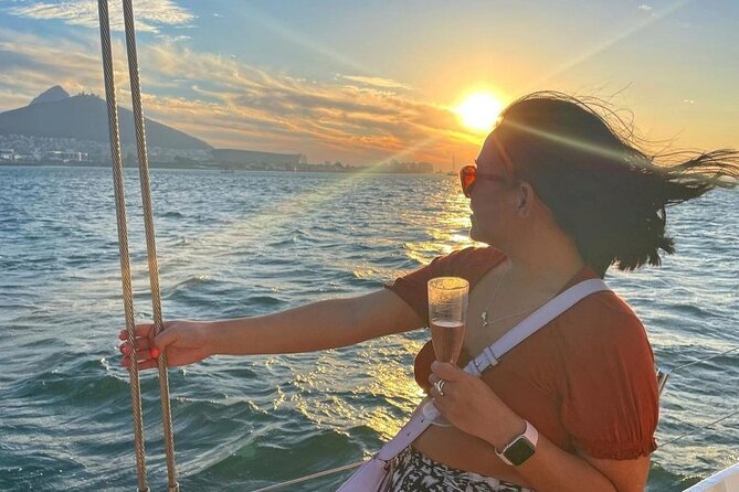 Luxury Sunset Cruise with Prosecco - Who will enjoy this Cape Town cruise?