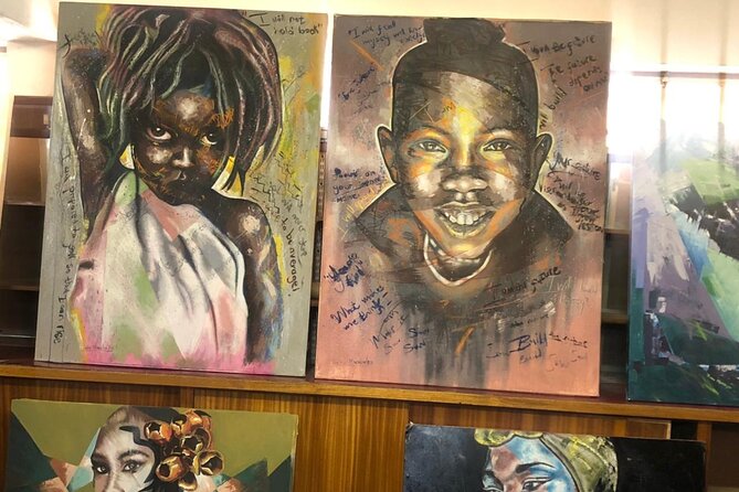 (Meet the Artist)Art Gallery & Street Art tour with lunch - The guide makes the difference