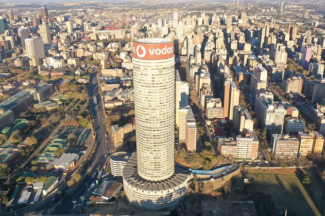 Ponte Experience - Ponte City in five useful points