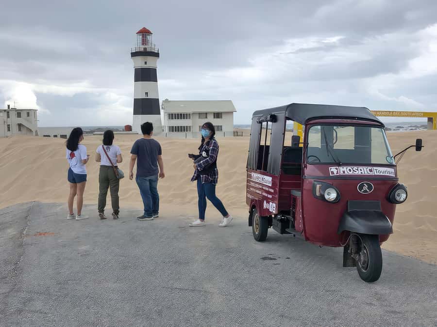 Port Elizabeth tuk-tuk tour, experience the natural beauty. - Why a tuk-tuk works well in Port Elizabeth