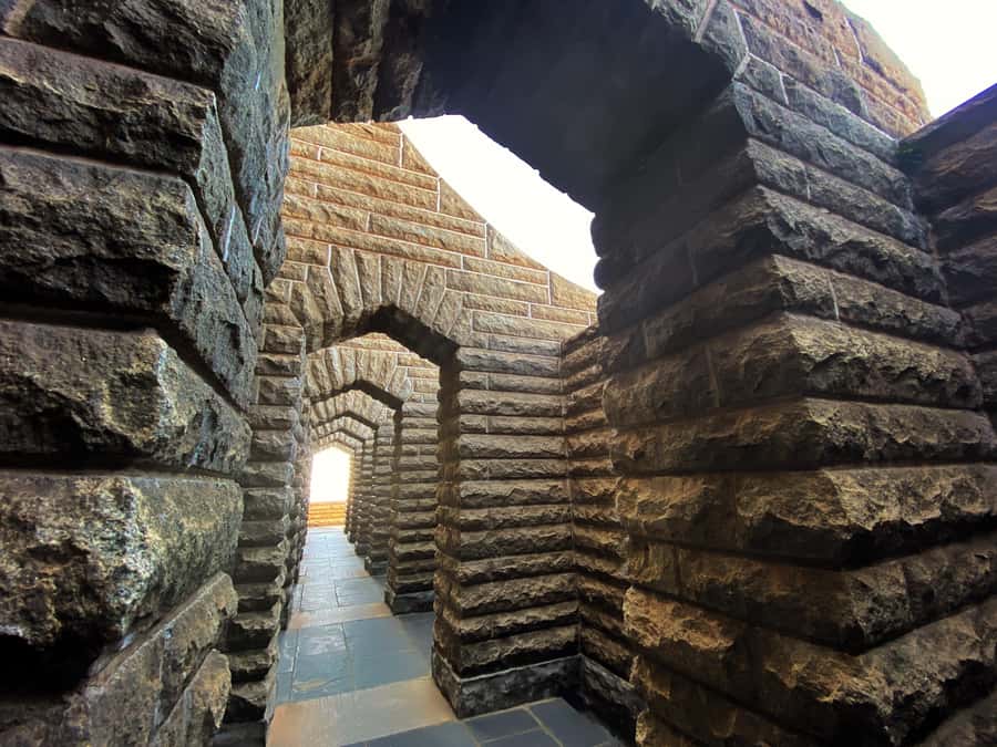 Pretoria: Half-Day City Tour - Pretoria’s central buildings in one hour