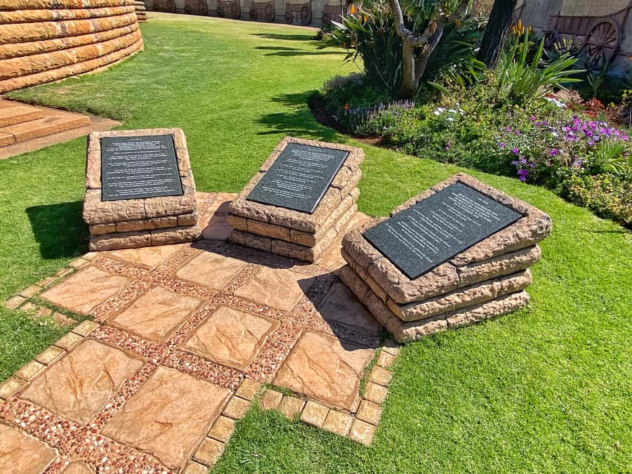 Pretoria: Pretoria City and Lion Park Tour - How the eight-hour schedule feels