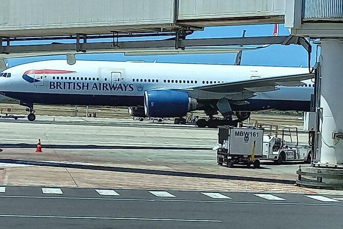 Private Cape Town International Airport Transfer - The 45-Minute Ride Into Cape Town