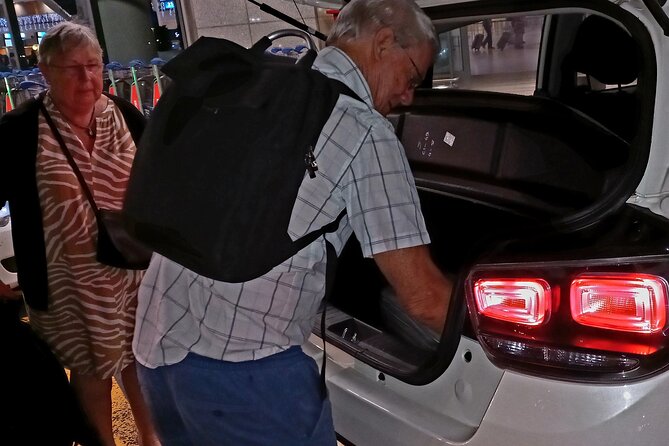 Private Cape Town International Airport Transfer - How the $42.71 Price Holds Up