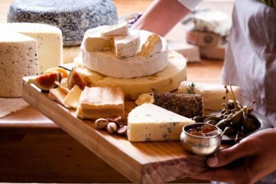 Private Cape Winelands Guided Full Day Tour from Cape Town
