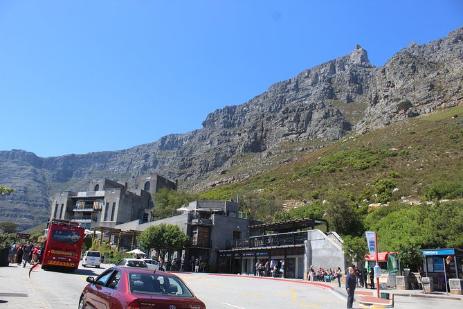 Private City Tour Table Mountain + Cable Car Ticket Camps Bay H/D - Table Mountain and the cable car ride